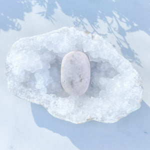 s1649 pink opal crystal palm stone palmstone 4.5cm x 3cm australia. pink opal palmstone stone australia.gemrox sydney 1