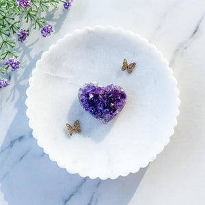 S1300 Amethyst crystal heart shaped cluster australia.amethyst heart australia.Natural raw amethyst crystal heart mini 4cm australia.gemrox sydney 1