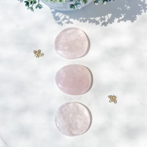 s1474 rose quartz crystal flat round 4cm palm stone palmstone australia. rose quartz palmstones australia gemrox sydney 1