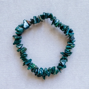 bloodstone crystal chip elastic stretch bracelet healing