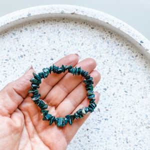 bloodstone crystal chip elastic stretch bracelet healing