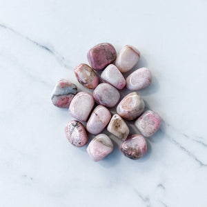 s962 Rhodonite Crystal Tumbled Stones Gemrox Australia