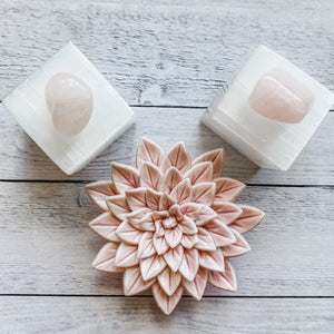 Selenite Crystal Cleansing/Charging Cube